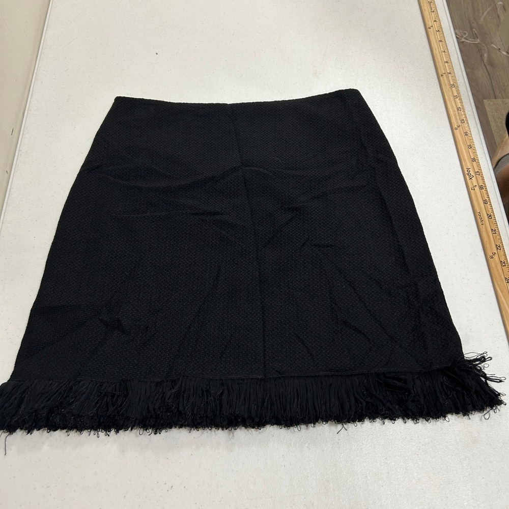 St. John Black Textured Knit Fringe Hem Skirt Size 8 Side Zip Career Classic